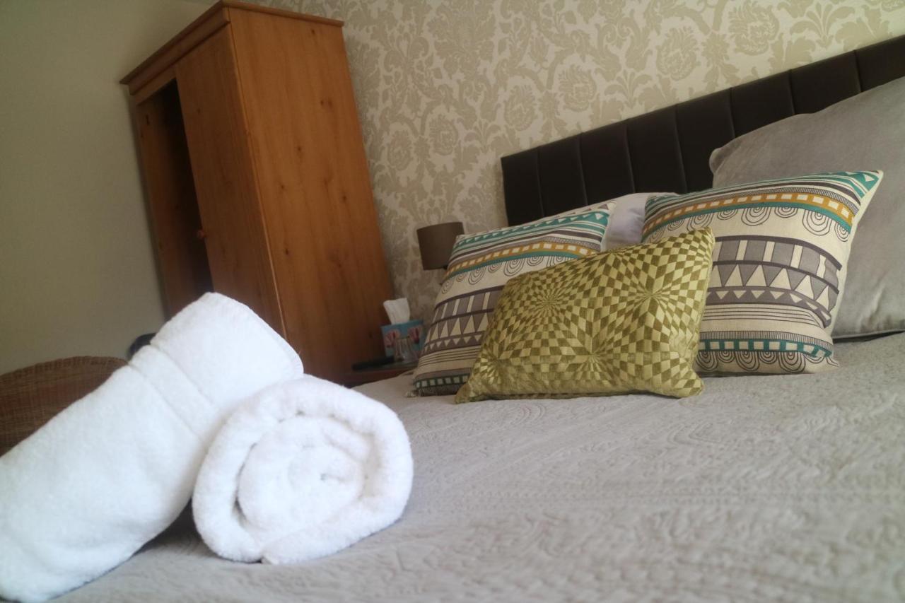 Glyn Afon Hotel เคอร์นาวอน ภายนอก รูปภาพ